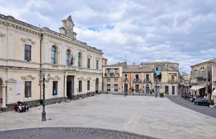 Eine öffentliche Versammlung zur Behandlung des Problems harter Drogen: der Antrag der Demokratischen Partei von Palazzolo an Bürgermeister Gallo