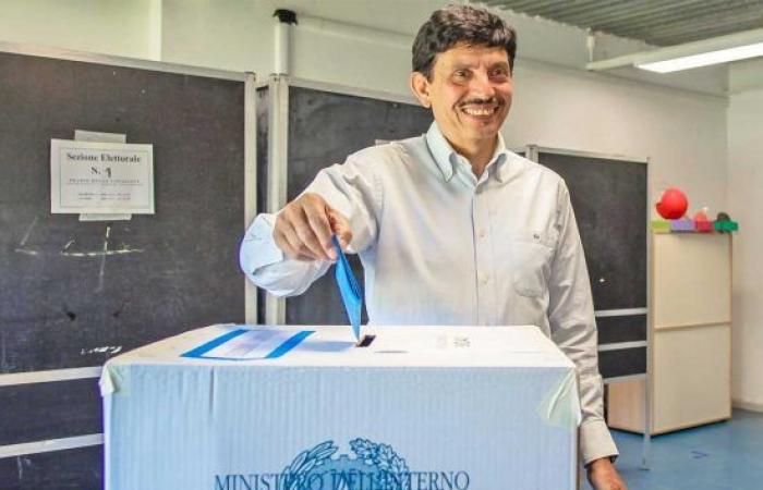 Um 19 Uhr lag die Wahlbeteiligung in Tarquinia bei 36,5 % und in Civitavecchia bei 28,46 %.