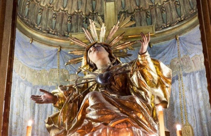 Alessandria: Die Restaurierung der Holzstatue der Wallfahrtskirche San Giacomo della Vittoria ist im Gange