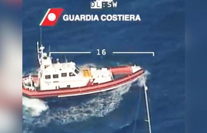 Schiffbruch in Locride: 36 Opfer, 11 Überlebende, aber 2 konnten entkommen