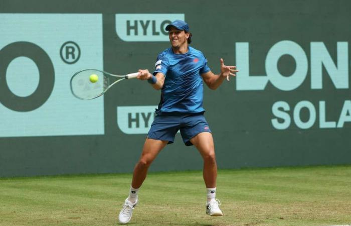 ATP 250 Mallorca: Darderi raus, Ofner schlägt ihn in zwei Sätzen
