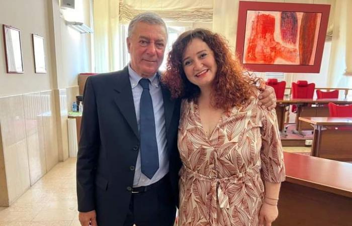 „Staffelübergabe“ zwischen Giulia Mugnai und Pianigiani. Der ehemalige Bürgermeister: „Valerio ist ein Mann, der zuhören kann“