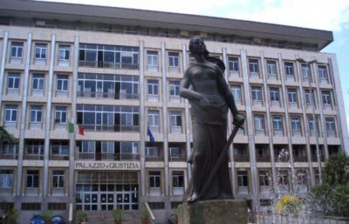 Das Gericht von Bari über die Unzulässigkeit von technischen Beratern, „Juristen“, die zum Zwecke der Äußerung von Beurteilungen rein rechtlicher Natur ernannt wurden