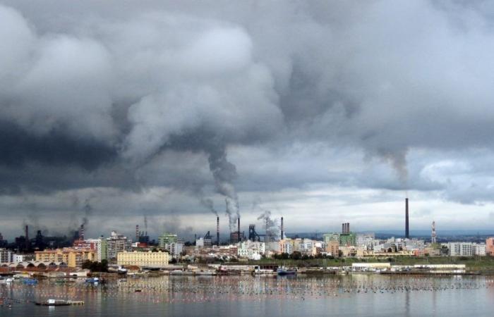 Die ehemaligen Ilva-Werke in Taranto müssen geschlossen werden, wenn sie immer noch die Umwelt verschmutzen