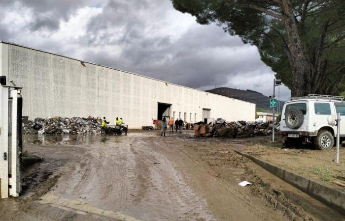 Schecks von Cna Toscana an 150 von der Überschwemmung zwischen Prato und Pistoia betroffene Unternehmen