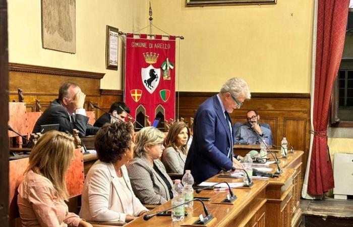 Die im letzten Stadtrat in Arezzo diskutierten Fragen