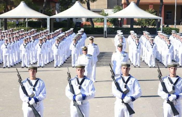 Mariscuola Taranto erinnert sich an die Goldmedaille für militärische Tapferkeit – Kommandant Lorenzo Bezzi
