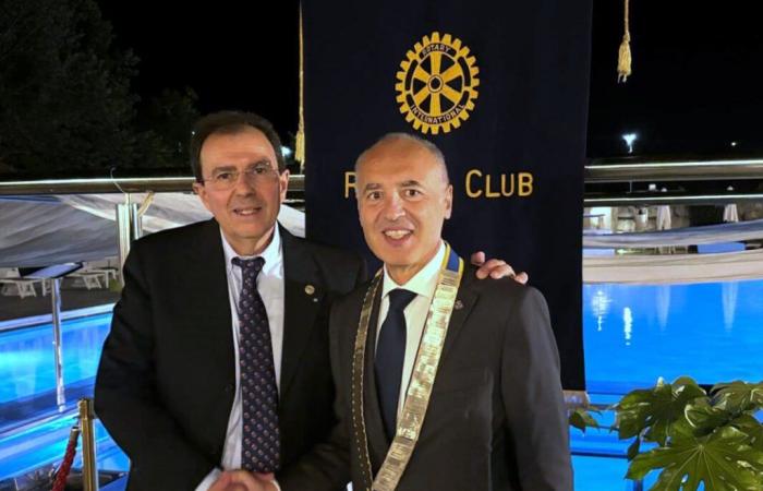 Übergabe des Rotary Clubs Faenza: Scipione de Leonardis ist neuer Präsident