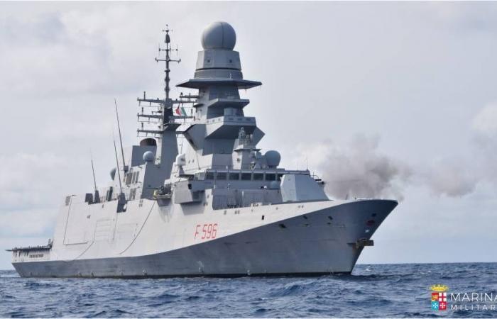 Taranto, Ermittlungen gegen die Offiziere des Martinengo-Schiffes: Belästigung und Demütigung von Marinesoldaten