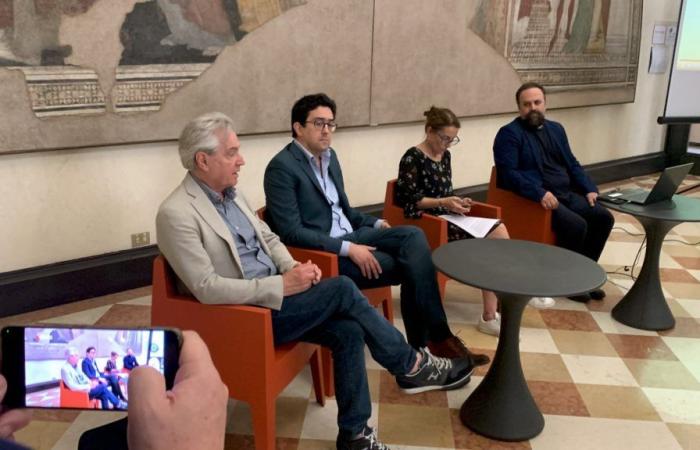 „Italienische Podcast-Preise“ in Piacenza: 7. Juli im Palazzo Farnese und Ex-Carmine