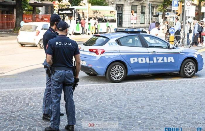Der Täter der Messerstecherei in der Via Roma in Udine hat gestanden