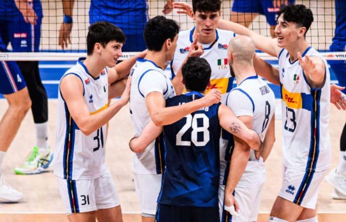 Volleyball, Italien B kommt dem Kunststück nahe: Frankreich gewinnt erst im Tiebreak. Wen wird De Giorgi nun nach Paris bringen?