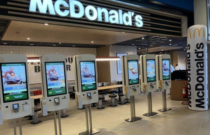 McDonald’s eröffnet ein neues Restaurant in Casoria