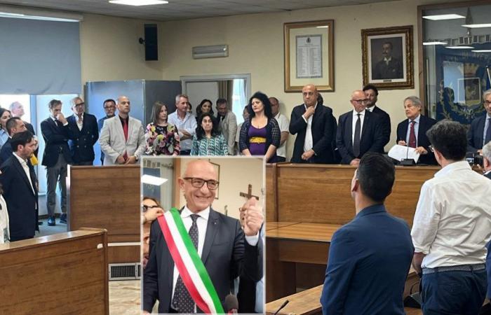 Aversa, Matacena proklamierte Bürgermeister: „Jetzt beginnt die eigentliche Arbeit“