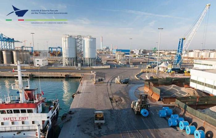 Letzte Meile im Hafen von Civitavecchia, Ende der Arbeiten nach dem Sommer • Terzo Binario News