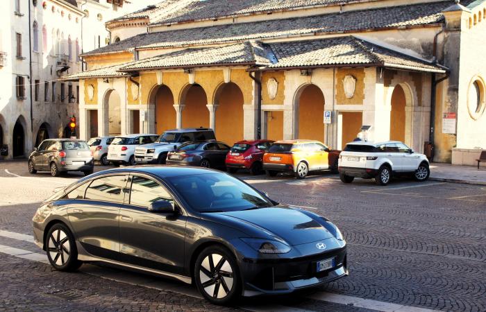 In Treviso und Umgebung mit dem Hyundai Ioniq 6, dem originellsten Elektroauto