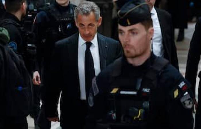 Carla Bruni, mögliche Anklage wegen der Ermittlungen gegen Sarkozy