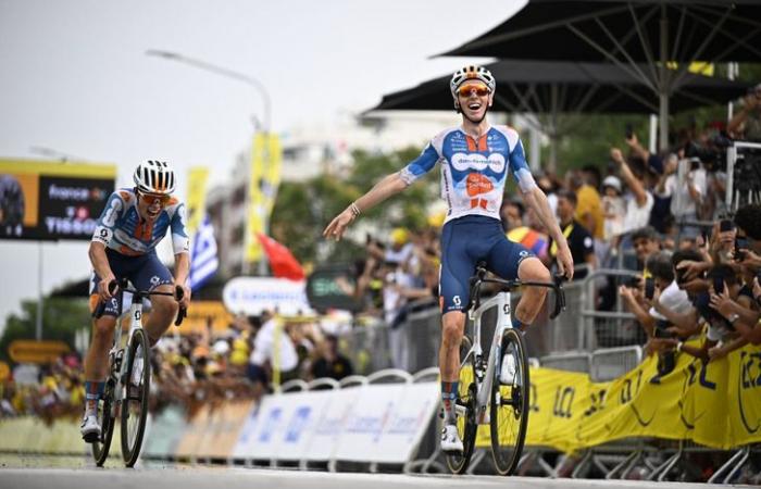 Bardet gewinnt die 1. Etappe der Tour in Italien, das erste Gelbe Trikot