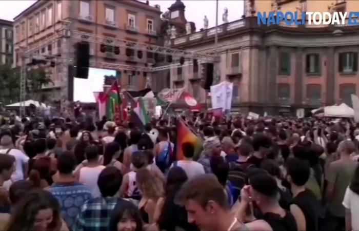 Ehemalige OPG-Kämpfer protestieren gegen die Naples Pride-Show