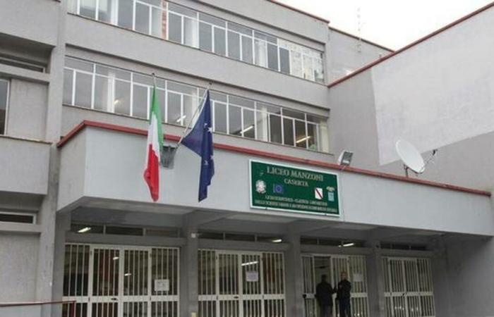 Schulen in Caserta, Baustellen beginnen: Anti-Unwohlseinsplan an Gymnasien