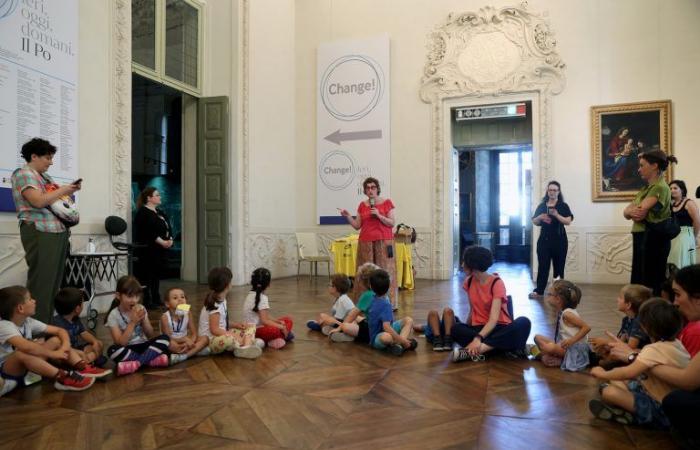 Im Palazzo Madama die Werke der kleinen Künstler von „ToRide Kids“. Turin – Italien Nachrichtenmedien