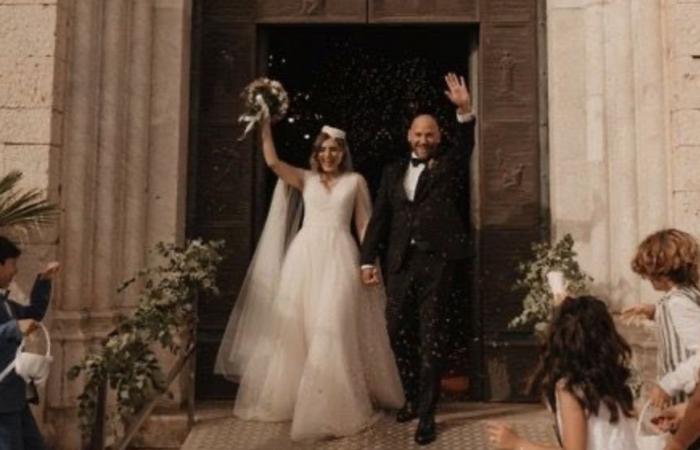 Party im Cagliaripad-Haus: Der Verleger Massimo Lai hat geheiratet | Kultur, Titelseite