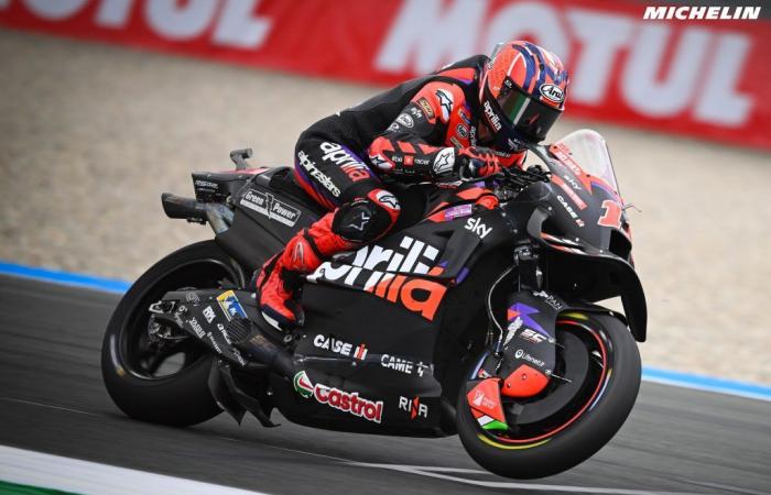 Maverick Viñales will nach dem Sommer mehr von Aprilia, bedauert die Probleme in Assen und hat sich auch Ducati und die RS-GP23 und 24 angeschaut.