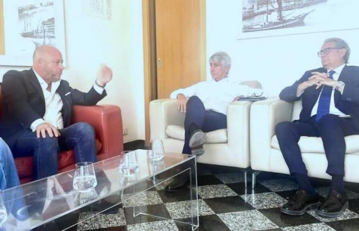 Der Sportminister Andrea Abodi besucht Taranto: ein Bekenntnis zur sportlichen Zukunft der Stadt