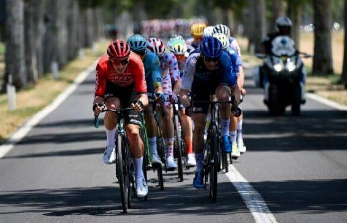 Tour de France, Vauquelin triumphiert in Bologna. Gelbes Pogacar-Trikot