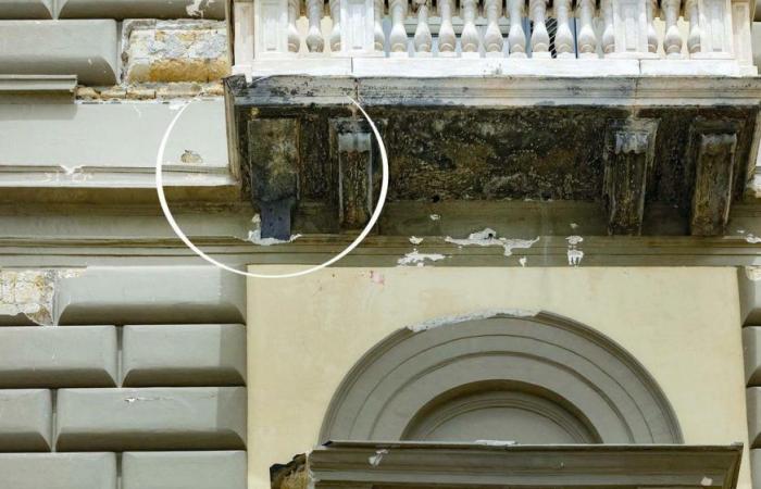 Neapel, Balkon von Restaurant am Wasser stürzt ein: Erster Einsturz vor zwei Monaten: „Niemand hat eingegriffen“