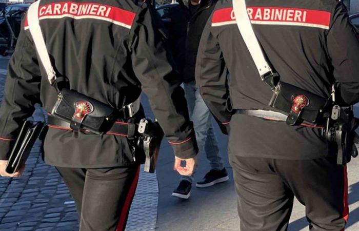 Die beiden Carabinieri, die von einem Zahnarzt Bestechungsgelder verlangten: wegen Imageschädigung der Polizei verurteilt
