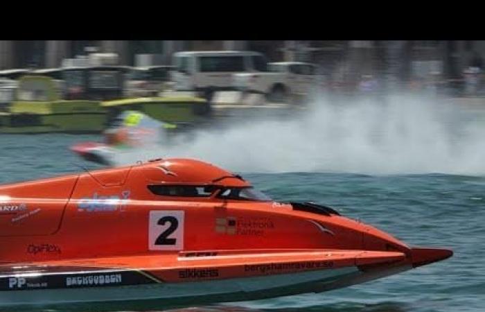 Brindisi: Großer Erfolg für den Adriatic Cup, die Powerboat Show auf See