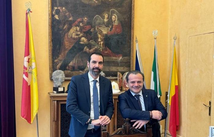 „Messina wählt erneut De Luca, die Demokratische Partei tritt zurück“