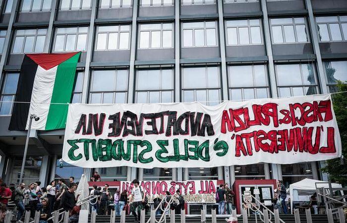 Rektor der Universität Turin im Palazzo Nuovo entdeckt: Analyse von Studenten nach der Besetzung