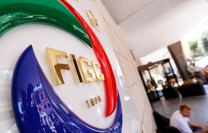 Fußball, Kartellrecht: Geldstrafe von über 4 Millionen an FIGC wegen Missbrauchs einer marktbeherrschenden Stellung. Der Verband legt Berufung beim regionalen Verwaltungsgericht Latium ein