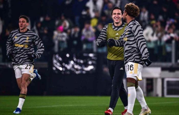 De Rossi, erstes Geschenk nach der Vertragsverlängerung: Juventus‘ bester Spieler kommt | Ghisolfi-Giuntoli-Vergleich, beim Preis herrscht Einigkeit