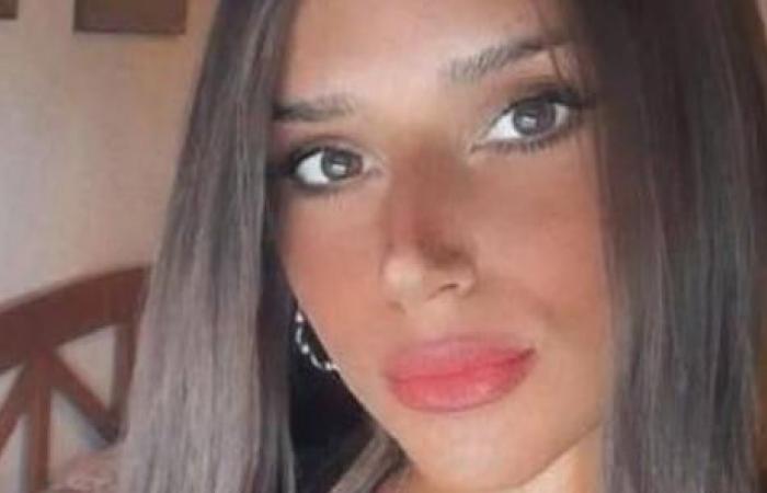 Mädchen stürzt in Aufzugsschacht und stirbt: Tragödie in Fasano (Brindisi)