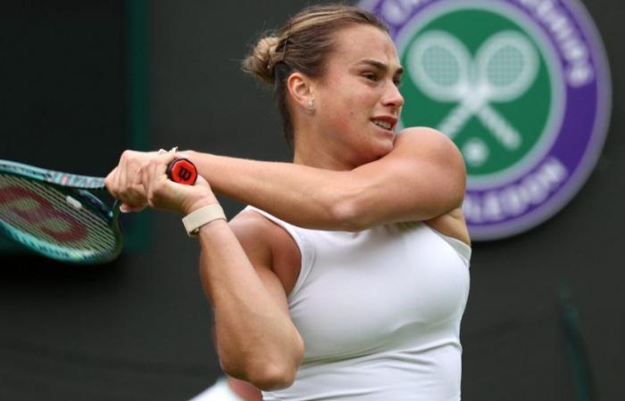 Wimbledon, Sabalenka bricht wegen einer Schulterverletzung ab