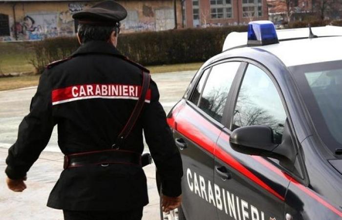 Einer der drei Kriminellen, die am Raubüberfall in einem Tabakladen in Caserta am 20. September beteiligt waren, wurde festgenommen