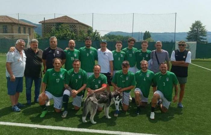 Die Nationalmannschaft von Old Italia gewinnt das I Memorial Mauro Fabrizi