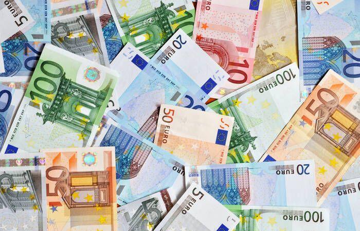 Der Euro-Dollar gewinnt nach der ersten Runde der französischen Wahlen an Boden