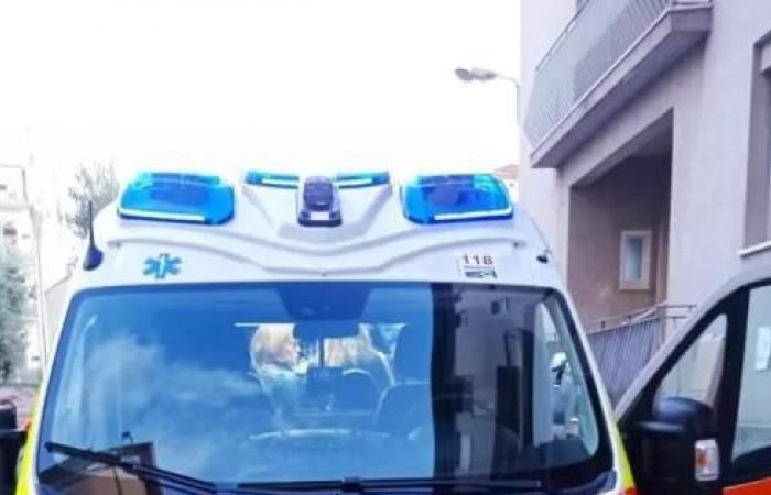 Mehr Blut auf den Straßen in Apulien: Zusammenstoß zweier Transporter in Fragagnano, ein Toter und drei Verletzte