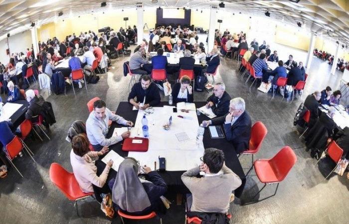 Demokratie und Zukunft, eine Delegation der Erzdiözese Udine bei der Sozialen Woche von Triest