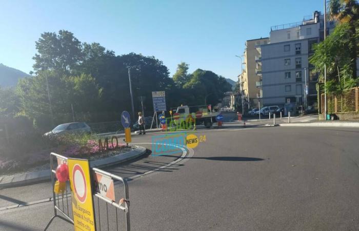 Zweiter Tag der Baustelle in Borgovico: Erste Staus in Viale Rosselli, viel Verkehr an Kreuzungen