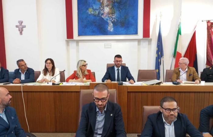 Bagheria. Erste Sitzung des Stadtrats. Andrea Sciortino zum neuen Präsidenten gewählt