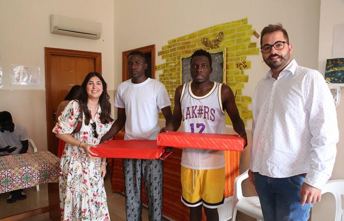 Badia Grande und Rotaract Trapani schaffen ein Multimedia-Klassenzimmer für die Migranten von Bonagia – BlogSicilia