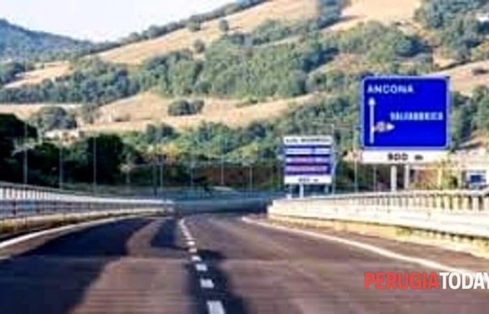 Die Arbeiten an der Strecke Perugia-Ancona sind geplant, der Abschnitt Valfabbrica-Casacastalda wurde geschlossen