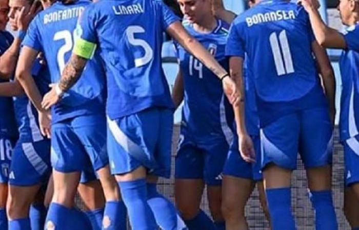 Frauen-Europameisterschaft 2025 – Nächster 16. Juli in Bozen: Italien – Finnland. Der Sgs-Stab ist schon am Ball.