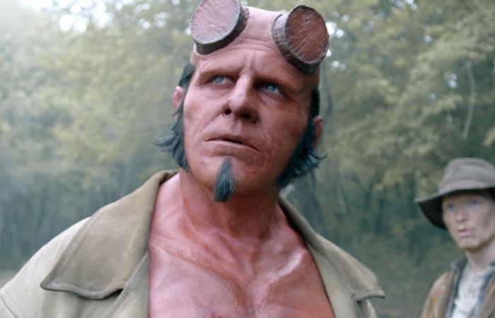 Hellboy: The Crooked Man, der erste Teaser des Films, konzentriert sich stark auf Horroratmosphären