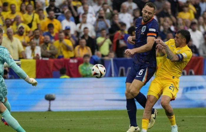 Bei der Euro 2024 besiegen die Niederlande Rumänien und erreichen das Viertelfinale